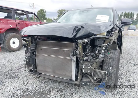 2024 Toyota Grand Highlander Hybrid Xle z USA, uszkodzony, nr VIN 5TDACAB58RS014197